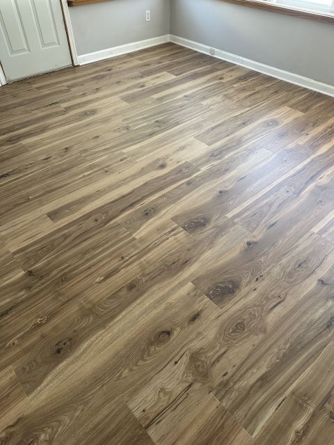 Image depicting the Service Luxury Vinyl Plank Installation